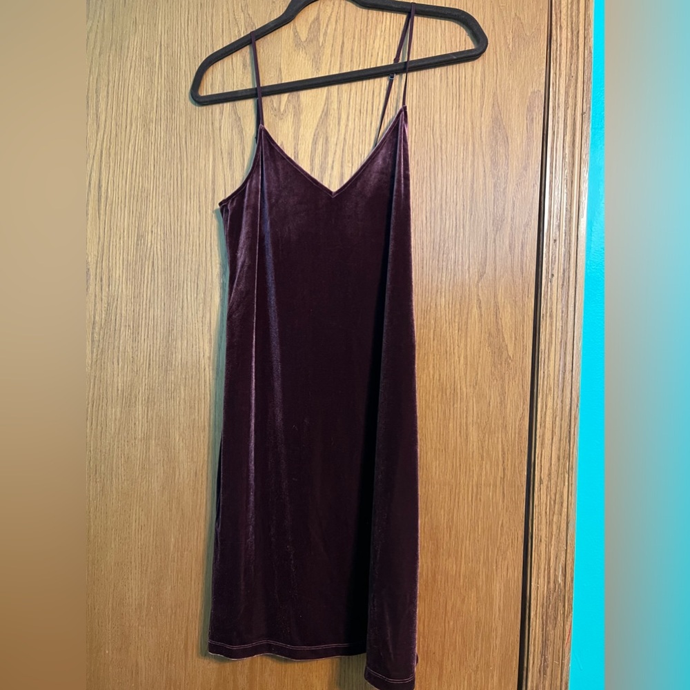 Abercrombie velvet dress-NWT
